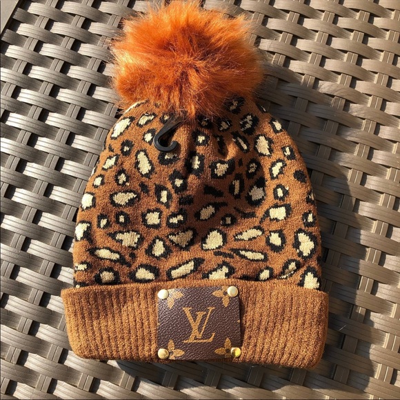 Women’s stocking caps.’s - Picture 4 of 5